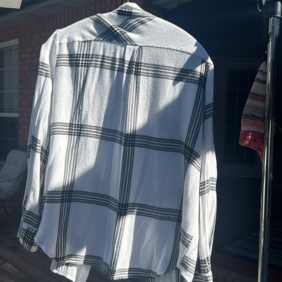 Lightweight boyfriend flannel - Picture 2 of 2